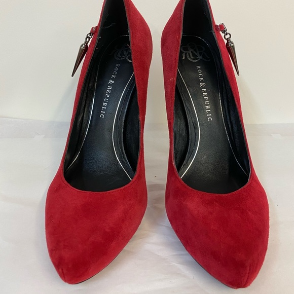 Rock & Republic Red Suede Hidden Platform Heels - Picture 3 of 10